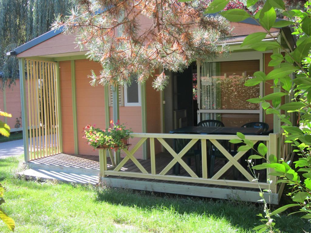 Camping Le Colporteur Hotel Le Bourg-dʼOisans Kültér fotó